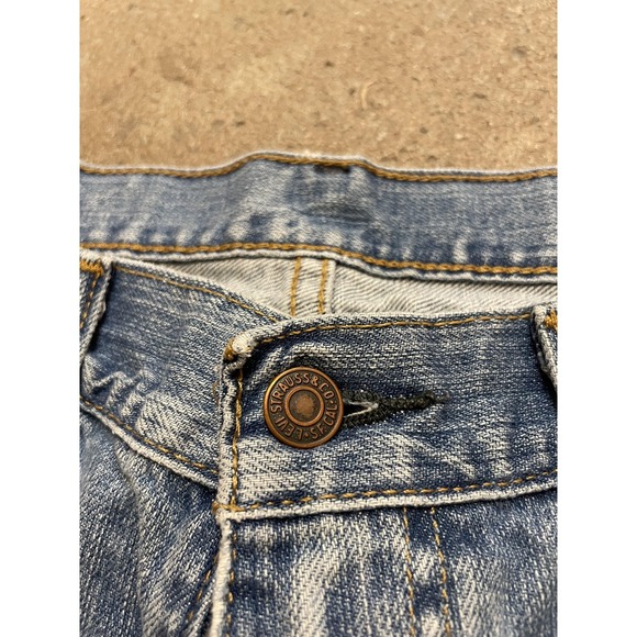 Levis 569 Jeans Mens 31x30 Light Wash Blue Loose Straight Leg Distressed Denim - Picture 5 of 16